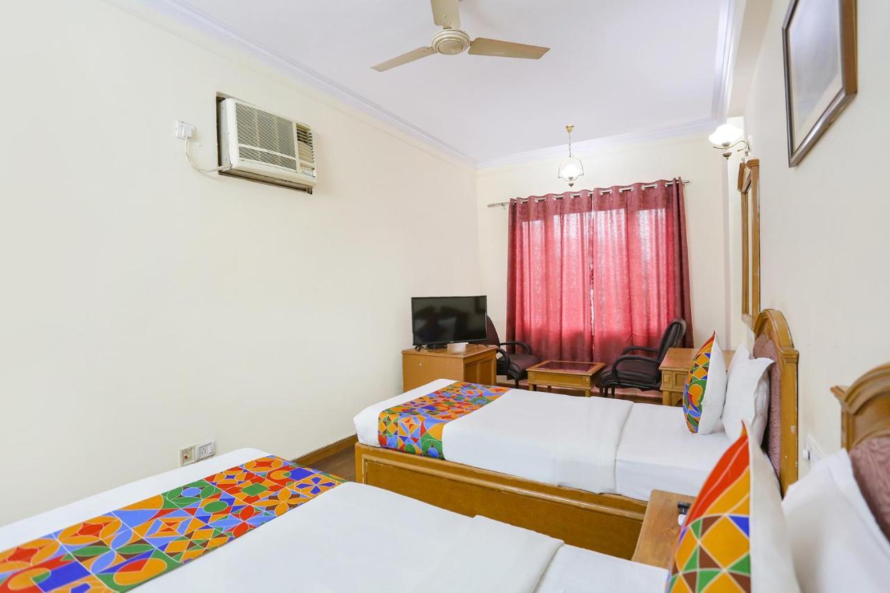 Fabhotel Altus Gurgaon Exterior photo