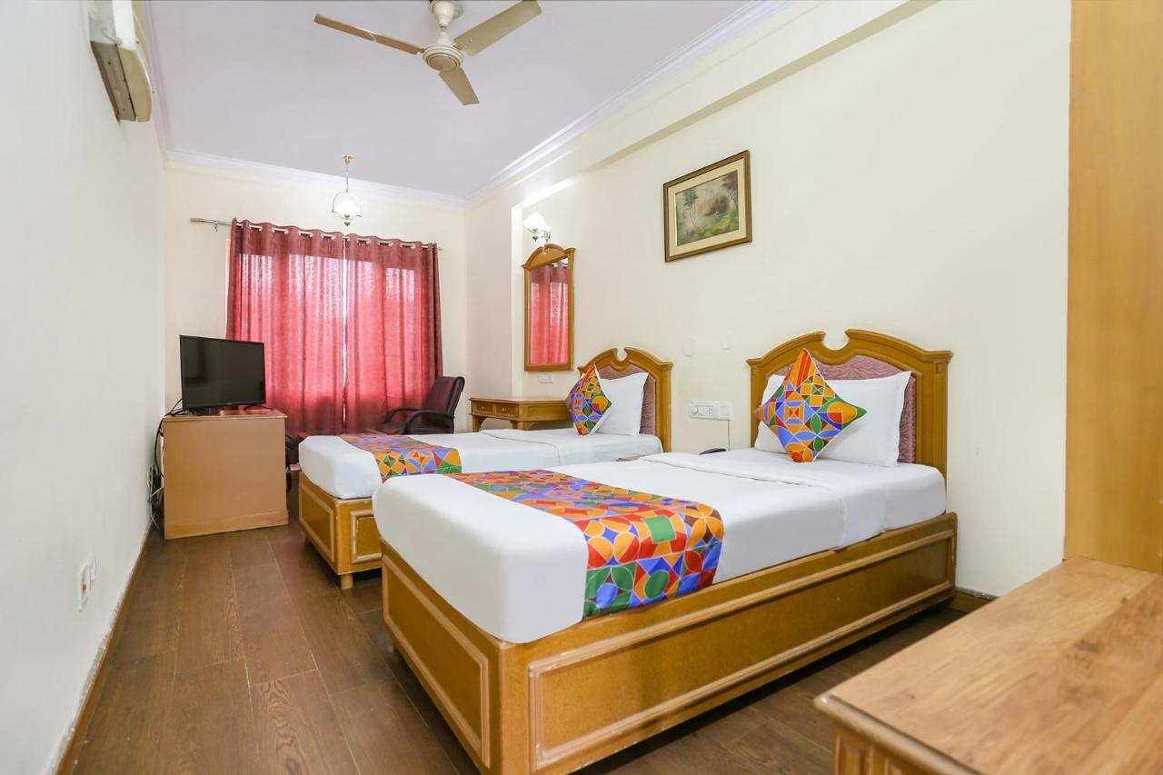 Fabhotel Altus Gurgaon Exterior photo