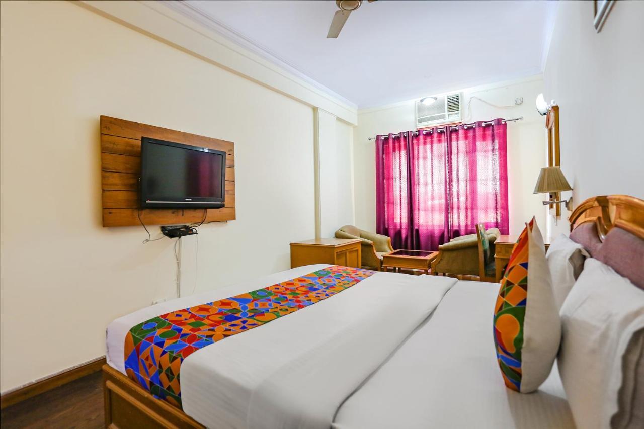 Fabhotel Altus Gurgaon Exterior photo
